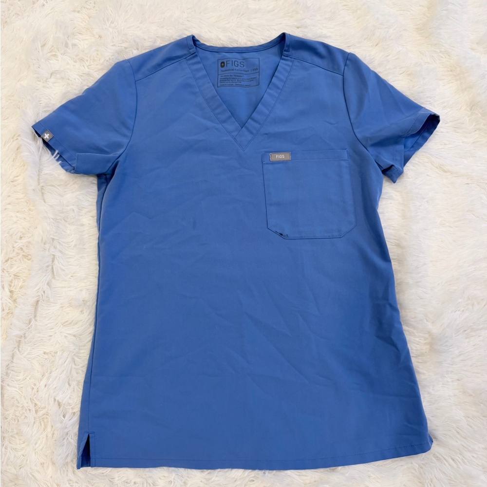 FIGS Women’s Catarina Ceil Blue Scrub Top XXS
